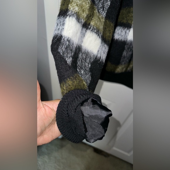 Jacket - Picture 3 of 5